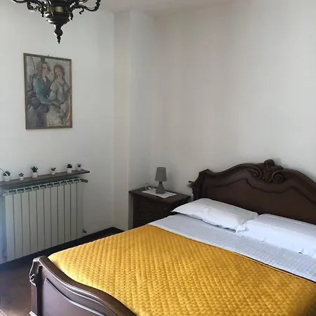 Casa Tiziana Tatil Evi Lavena Ponte Tresa